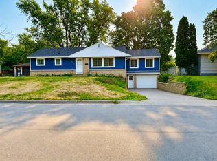6412 Indiana Ave N, Brooklyn Center, MN 55429