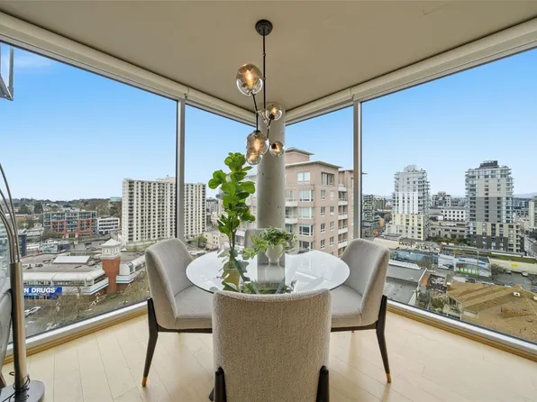 989 Johnson St #1202, Victoria, BC V8V 0E3