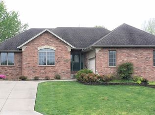 2368 W Hanover St, Springfield, MO 65807