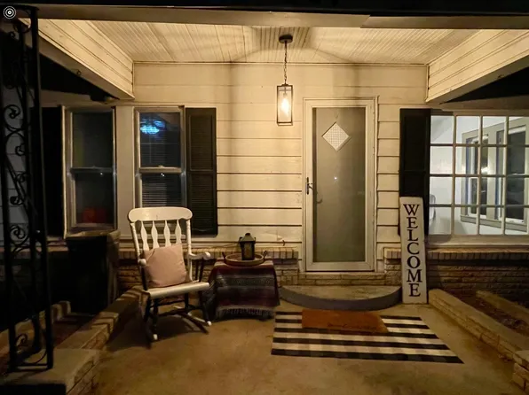 301 S Avenue H, Olney, TX 76374