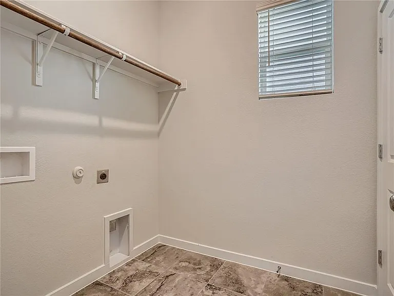 1309 Showbox St #6 — Photo 24