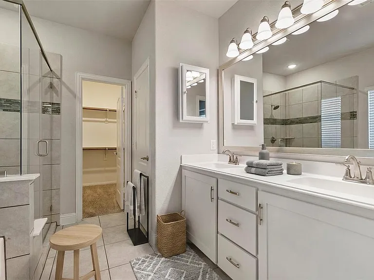 1113 Granger Dr — Photo 10