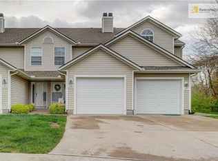 1355 SE Broadway Cir #285C, Lees Summit, MO 64081