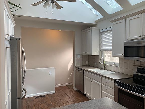 3rd image of 2533 S Glenmare St