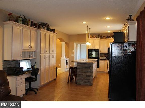 5th image of 582 County Road Bb