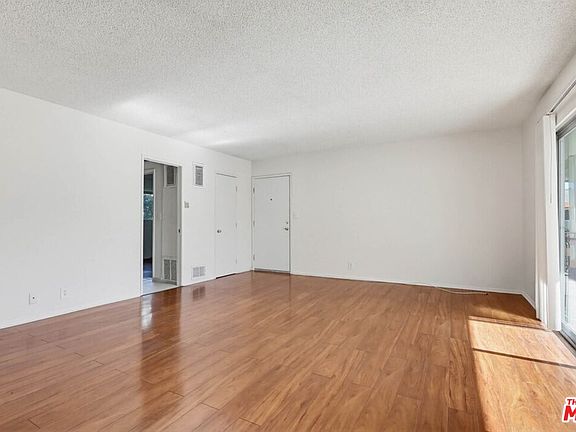 2nd image of 515 N Alfred St APT 206