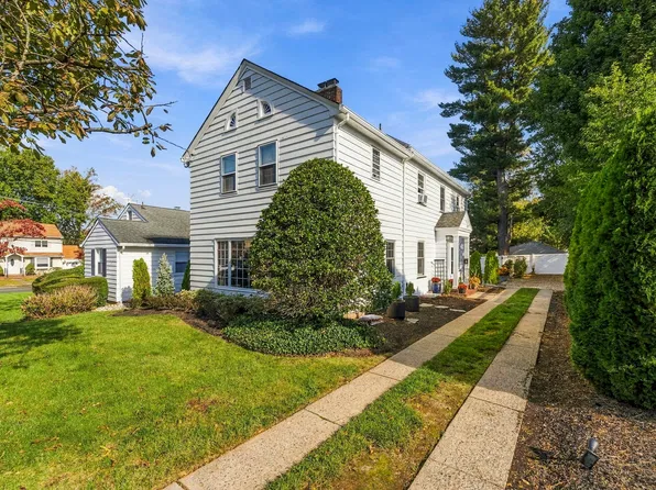 214 Coeyman Ave, Nutley, NJ 07110