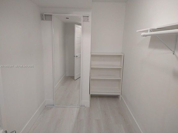 5th image of 700 NW 214th St APT 403