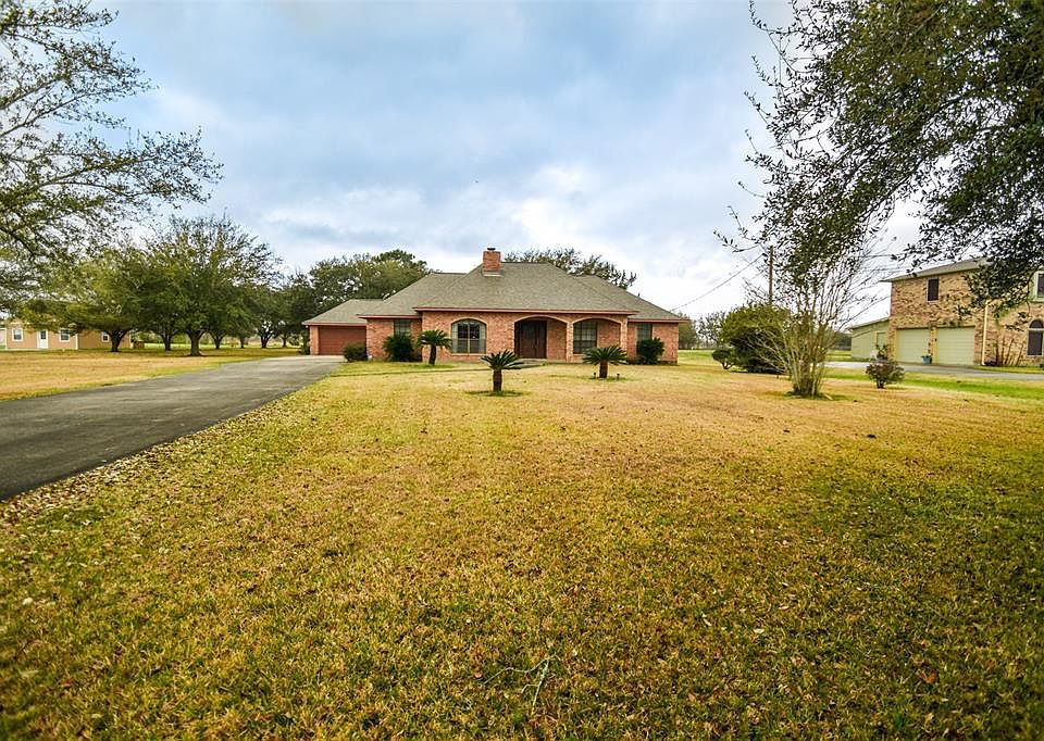 1st image of 10219 Laurie Ln