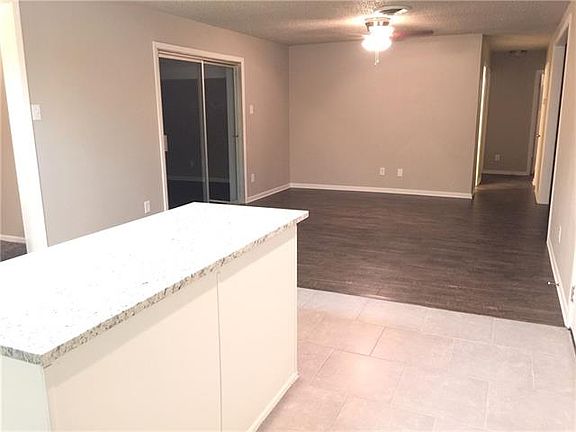 4th image of 5613 Odessa Ave