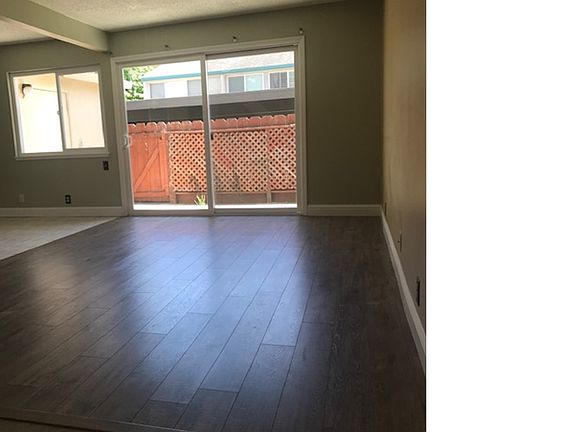 3rd image of 235 Sunnyhills Dr