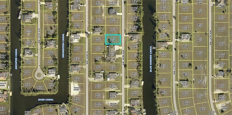 2nd image of 2332 NW 38th Ave