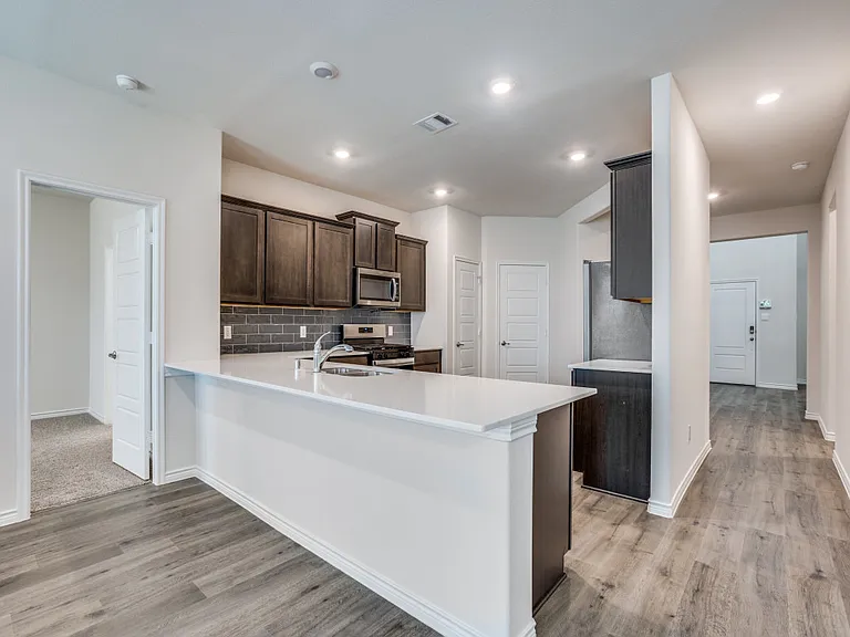 6978 Draper Ln — Photo 8
