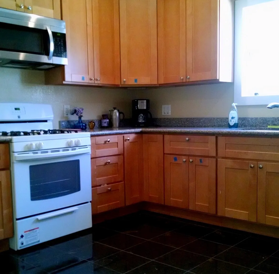 8 bed, $1,200 — Photo 3