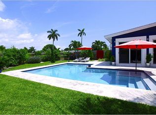 2716 NE 2nd Ave, Wilton Manors, FL 33334
