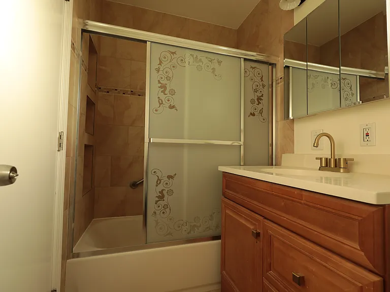 upstairs bathroom