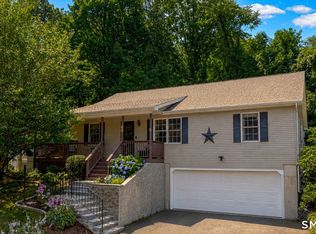35 Linda Ct, Meriden, CT 06450