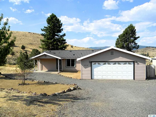 697-775 Hidden Hills Dr, Susanville, CA 96130