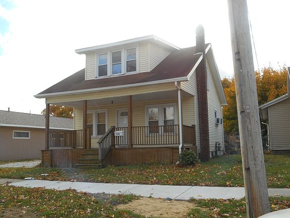 3rd image of 410 Lakeview Ave