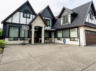 8917 134b St, Surrey, BC V3V5T5