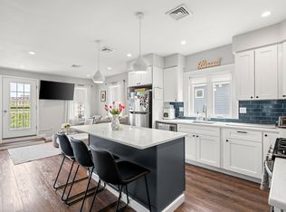 109 Thomas Burgin Pkwy #2, Quincy, MA 02169