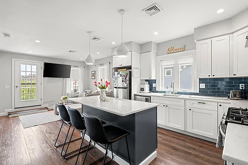 109 Thomas Burgin Pkwy #2 Photo 1