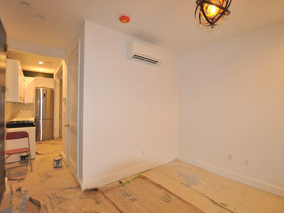 2nd image of 473 Park Pl #1FR