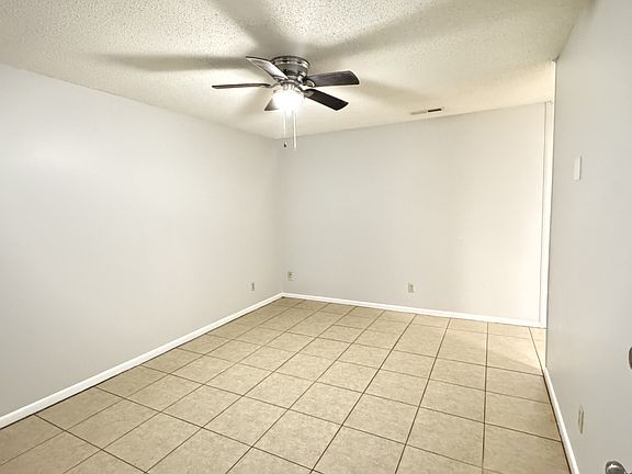 2nd image of 2043 Wynwood Dr NW #2