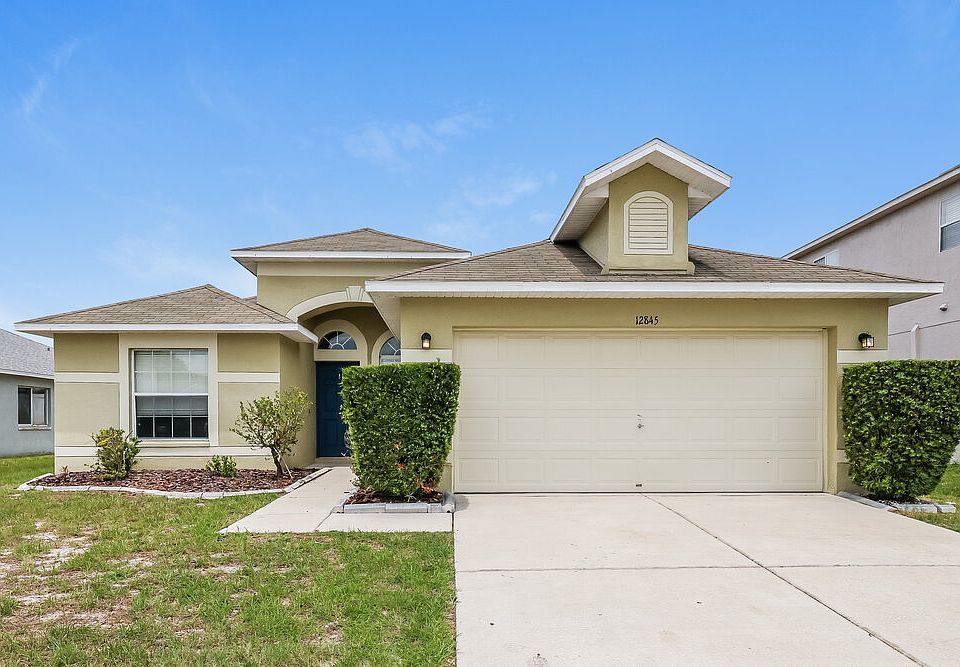 1st image of 12845 Longcrest Dr