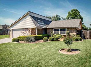 108 SE Sungate Blvd, Lawton, OK 73501
