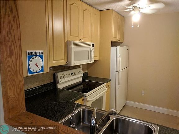 2nd image of 1200 NE 125th St #312C