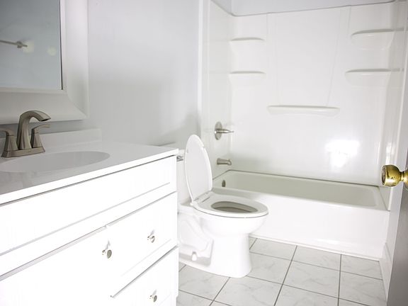 3rd image of 3620 Ocoee St N #1