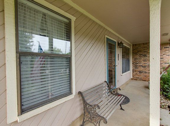 5th image of 1480 Narcissus Blvd