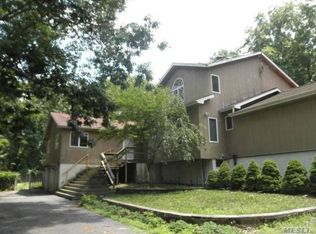 148 River Rd, Shirley, NY 11967