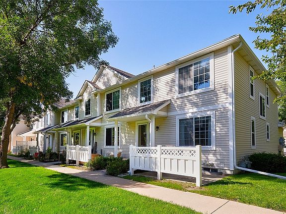 3rd image of 9365 Greenspire Dr Unit 18