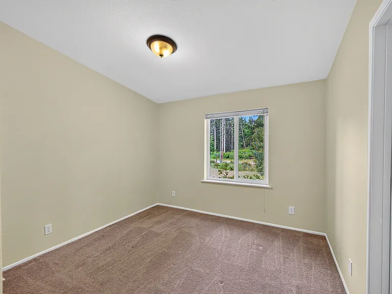 140 Flaming Meadow Ln — Photo 12