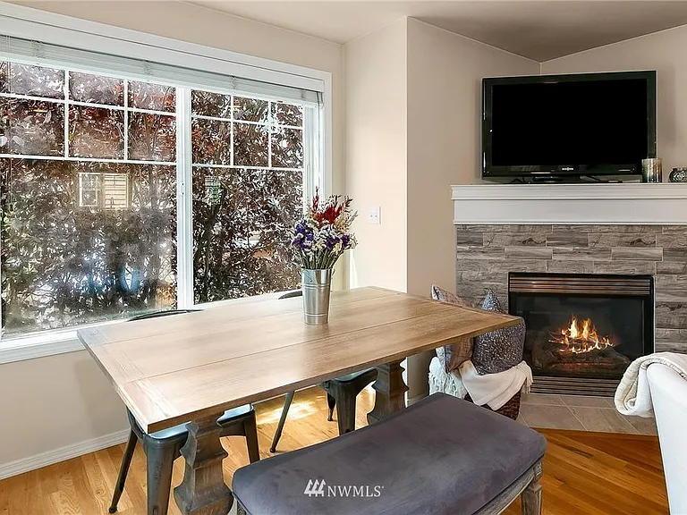 8505 Midvale Ave N #B — Photo 12