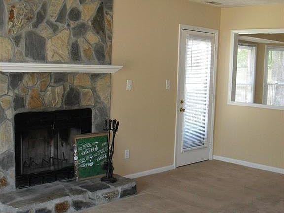 2nd image of 4331 Falls Dr