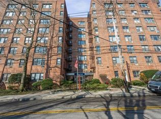 575 Bronx River Rd APT 2D, Yonkers, NY 10704