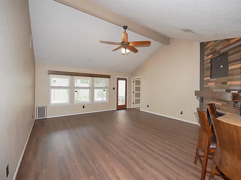 4714 Widerop Ln — Photo 15