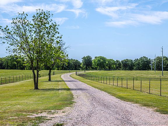 4th image of 46407 E County Road 1620