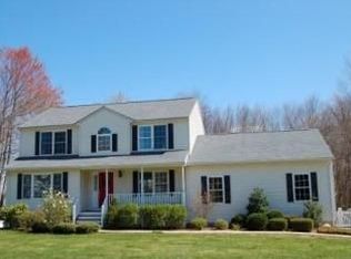 21 Sparrow Ln, Cranston, RI 02921