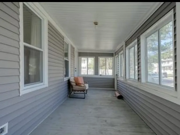 56 Greeley St — Photo 6
