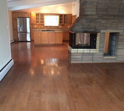 2nd image of 4 Parker Ln