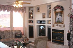 3rd image of 1563 N Sonoran Dr
