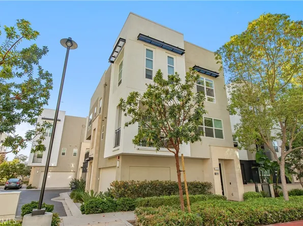 2208 Synergy, Irvine, CA 92614