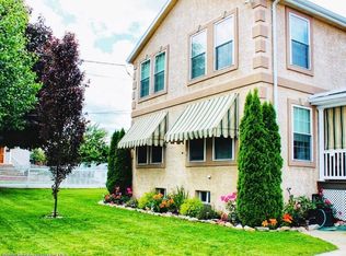 531 South St, Throop, PA 18512