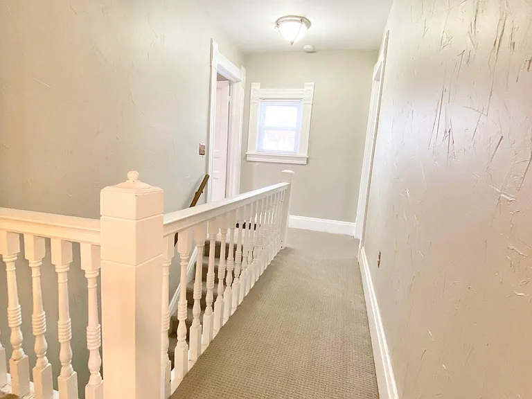 415 Brown Ave — Photo 12