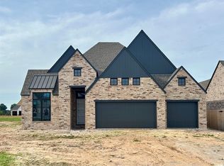 2703 W South Park Pl S, Broken Arrow, OK 74011