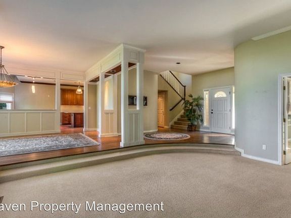 5th image of 5446 Hyada Blvd NE